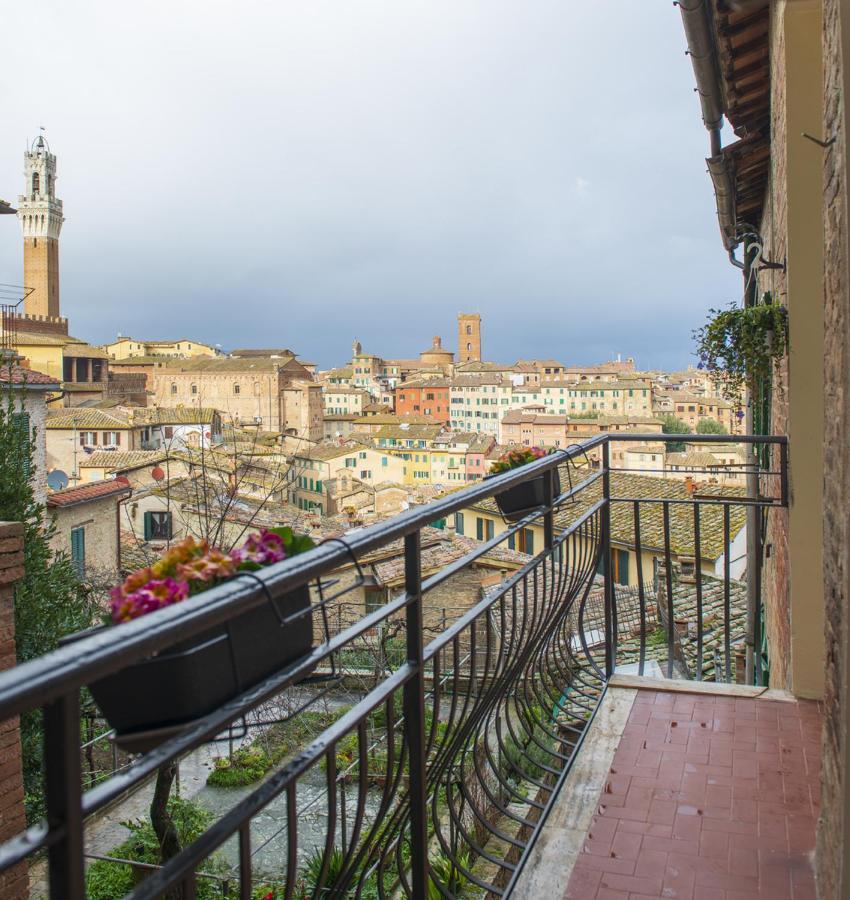 Il Campanone Di Siena