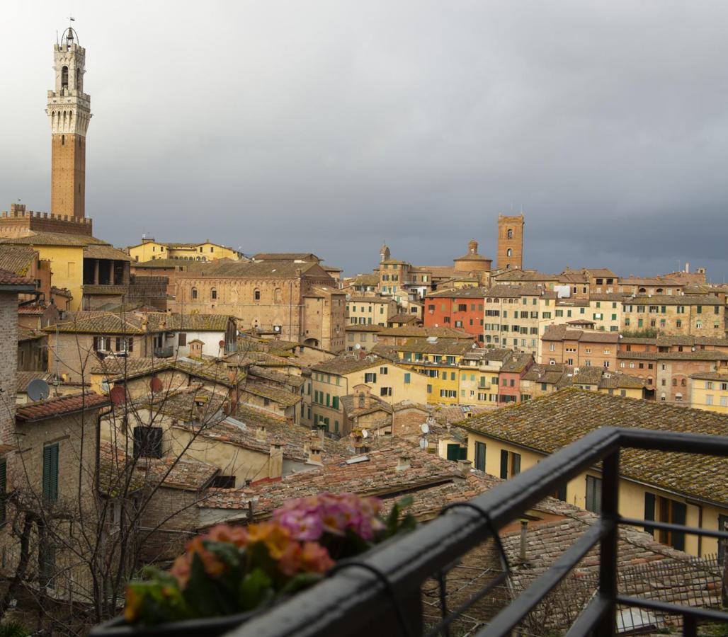 Il Campanone Di * Siena